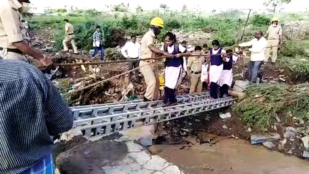 ಮಳೆ ಅವಾಂತರಕ್ಕೆ SSLC ವಿದ್ಯಾರ್ಥಿಗಳ ಪರದಾಟ