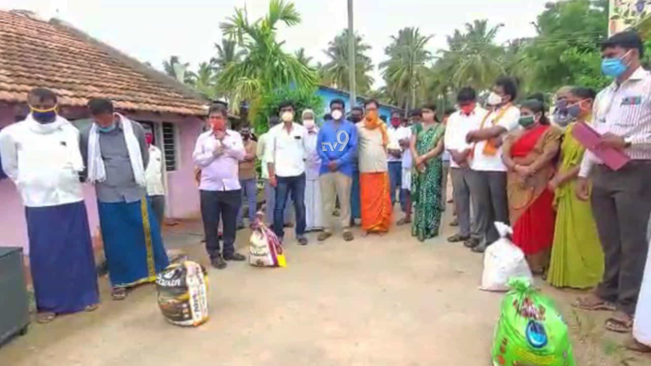 ಸಿಎಂ ಯಡಿಯೂರಪ್ಪ ಆದೇಶಕ್ಕೆ ರೇಣುಕಾಚಾರ್ಯ ಡೋಂಟ್ ಕೇರ್ ಸಿಎಂ ಯಡಿಯೂರಪ್ಪ ಆದೇಶಕ್ಕೆ ರೇಣುಕಾಚಾರ್ಯ ಡೋಂಟ್ ಕೇರ್