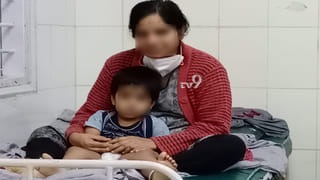 ಶ್ರೀರಾಂಪುರದಲ್ಲಿ 8 ಗಂಟೆ ಸುತ್ತಾಡಿದ್ರೂ ಸಿಗ್ಲಿಲ್ಲ ಬೆಡ್,  ಅಮ್ಮನ ಹೊಟ್ಟೆಯಲ್ಲೇ ಮಗು ಸಾವು..