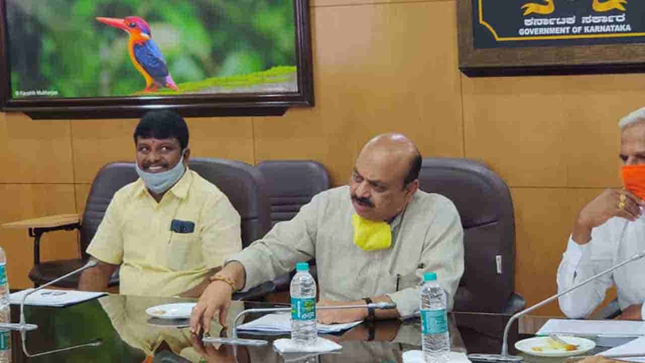 ‘ಸಿದ್ದರಾಮಯ್ಯರ ಸರ್ಕಾರ ಇದ್ದಿದ್ದರೆ ಜನ ಮಣ್ಣು ತಿನ್ನುತ್ತಿದ್ದರೇನೋ’ -ಸಿದ್ದುಗೆ ಬೊಮ್ಮಾಯಿ ಟಾಂಗ್