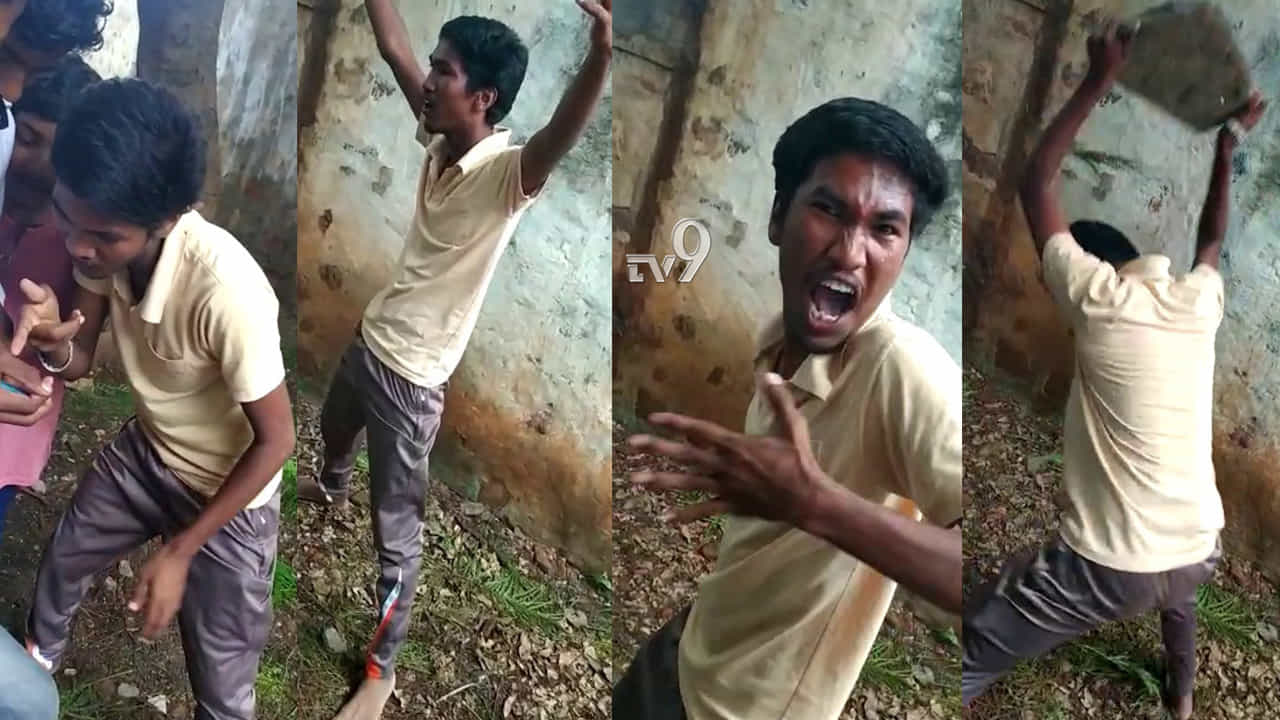 ‘ನಾ SSLC ಪಾಸಾದೆ’ ವಿದ್ಯಾರ್ಥಿಯ ಸಂಭ್ರಮದ ಕುಣಿತ ಭಾರೀ ವೈರಲ್ ಆಯ್ತು! ‘ನಾ SSLC ಪಾಸಾದೆ’ ವಿದ್ಯಾರ್ಥಿಯ ಸಂಭ್ರಮದ ಕುಣಿತ ಭಾರೀ ವೈರಲ್ ಆಯ್ತು!