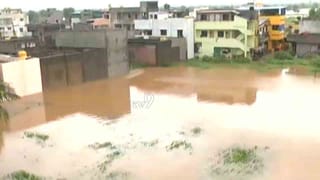 ತುಂಬಿದ ತುಪ್ಪರಿ ಹಳ್ಳ: ಕೊರೊನಾ ಸಂಕಷ್ಟ ನಡುವೆ ರೈತರಿಗೆ ಶಾಕ್, ಅಪಾರ ಬೆಳೆ ನಾಶ