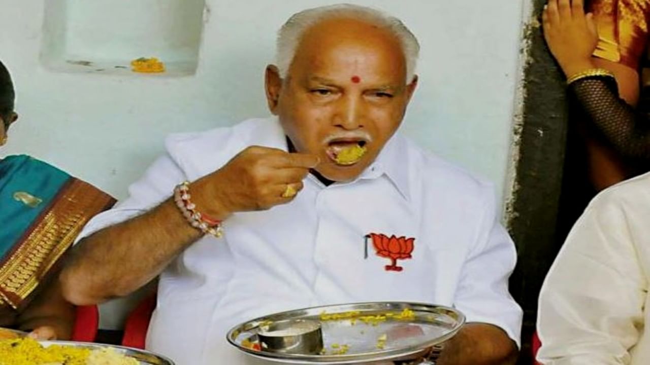 ಊಟದ ಸಮಯ: ಕೊರೊನಾ ಸೋಂಕಿತ ಯಡಿಯೂರಪ್ಪ ಊಟ ಏನು ಗೊತ್ತಾ? ಊಟದ ಸಮಯ: ಕೊರೊನಾ ಸೋಂಕಿತ ಯಡಿಯೂರಪ್ಪ ಊಟ ಏನು ಗೊತ್ತಾ?