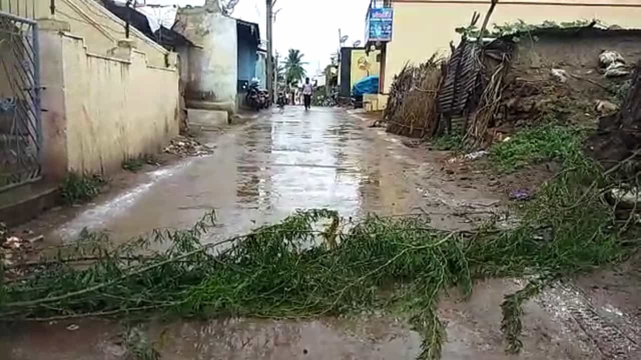 ಆರೋಗ್ಯ ಇಲಾಖೆ ಎಡವಟ್ಟು: ಡಿಸ್ಚಾರ್ಜ್ ಆದ ವ್ಯಕ್ತಿಯ ಮನೆ ಸೀಲ್​​ಡೌನ್