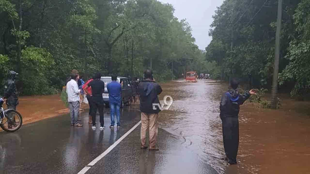 ಉತ್ತರ ಕನ್ನಡದಲ್ಲಿ ಮಳೆ ಮಳೆ: ಕಾಳಿ ನದಿ ತೀರದ ಜನರಿಗೆ ಎಚ್ಚರಿಕೆ ಉತ್ತರ ಕನ್ನಡದಲ್ಲಿ ಮಳೆ ಮಳೆ: ಕಾಳಿ ನದಿ ತೀರದ ಜನರಿಗೆ ಎಚ್ಚರಿಕೆ