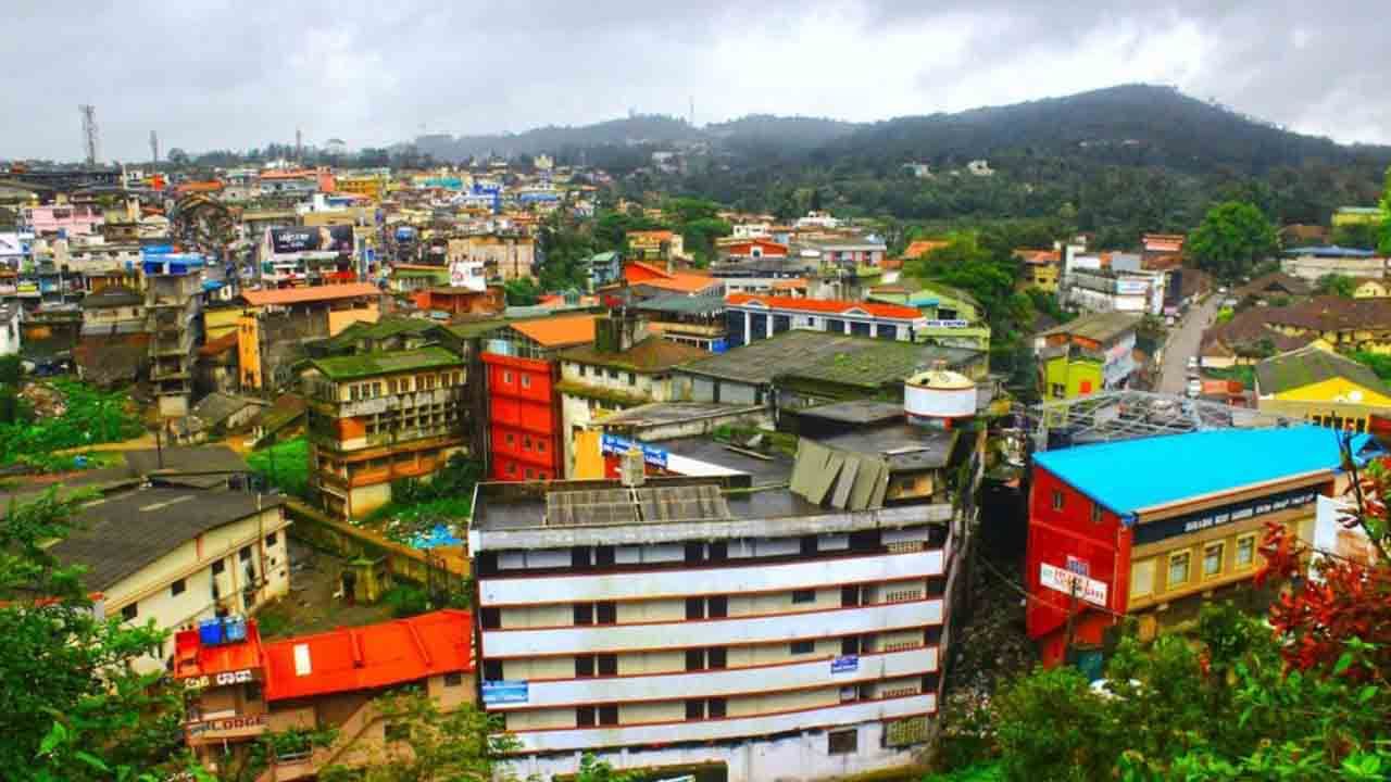 ಮಂಜಿನನಗರಿ ಅಲ್ಲ ಮಾದಕನಗರಿ.. ಕುಶಾಲನಗರದಲ್ಲಿ ಬೆನ್ನಟ್ಟಿ ಶಿವಾಜಿ ನಗರದವನ ಅರೆಸ್ಟ್ ಮಂಜಿನನಗರಿ ಅಲ್ಲ ಮಾದಕನಗರಿ.. ಕುಶಾಲನಗರದಲ್ಲಿ ಬೆನ್ನಟ್ಟಿ ಶಿವಾಜಿ ನಗರದವನ ಅರೆಸ್ಟ್