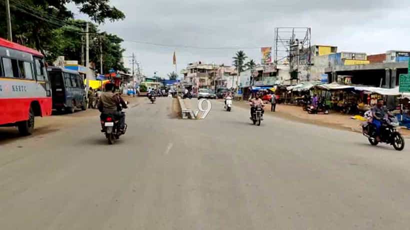 ರಾಜಕೀಯ ರಣರಂಗವಾಗಲಿದೆ ತುರುವೇಕೆರೆ: BJP ಶಾಸಕ ವಿರುದ್ಧ JDS ಬೃಹತ್ ಪ್ರತಿಭಟನೆ