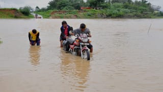 ಪ್ರವಾಹ ಸ್ಥಿತಿಯಿಂದ ಚಿಂತಾಕ್ರಾಂತರಾಗಿರುವ ಮುಖ್ಯಮಂತ್ರಿ ಯಡಿಯೂರಪ್ಪ