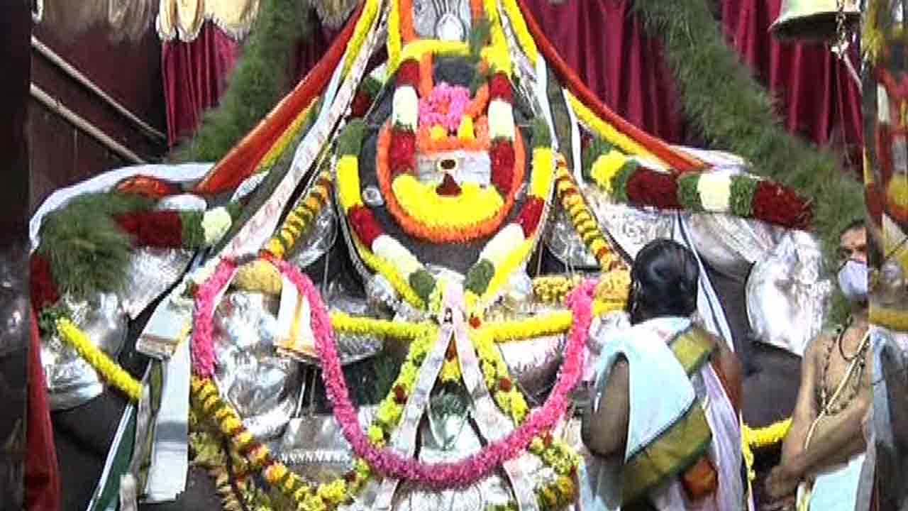 ಬೆಂಗಳೂರಿನಲ್ಲಿ ಗಣೇಶ ಚತುರ್ಥಿ ಸಂಭ್ರಮ, ದೊಡ್ಡ ಗಣಪತಿ ದೇವಾಲಯದಲ್ಲಿ ವಿಷೇಶ ಪೂಜೆ