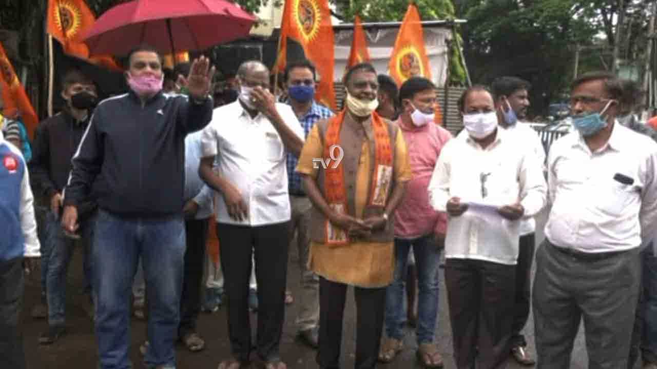 ಕೇಸ್ ದಾಖಲಿಸುವುದಾದ್ರೆ ಶ್ರೀನಿವಾಸಮೂರ್ತಿಗೆ ವಿಹಿಂಪ ಅಖಂಡ ಬೆಂಬಲ