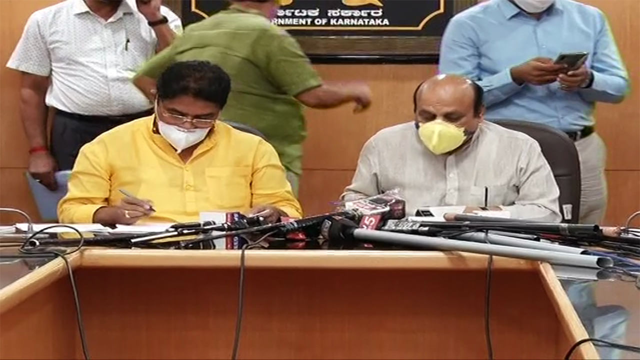 ನೆರೆ ಪರಿಸ್ಥಿತಿ ಪ್ರಧಾನಿಗೆ ವಿವರಿಸಿ ನೆರವು ಕೋರಿದ್ದೇವೆ: ಬೊಮ್ಮಾಯಿ ನೆರೆ ಪರಿಸ್ಥಿತಿ ಪ್ರಧಾನಿಗೆ ವಿವರಿಸಿ ನೆರವು ಕೋರಿದ್ದೇವೆ: ಬೊಮ್ಮಾಯಿ