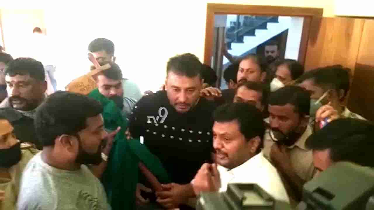 ದಾವಣಗೆರೆಗೆ ಬಂದು ಉಚಿತವಾಗಿ 2 ಕುದುರೆ ತೆಗೆದುಕೊಂಡು ಹೋದ ದರ್ಶನ್! ಕೊಟ್ಟವರು ಯಾರು?