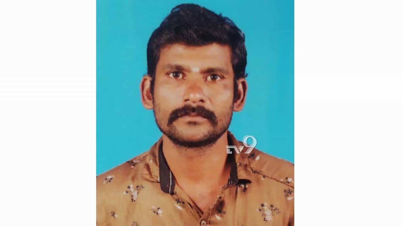 ಹಾವೇರಿಯಲ್ಲಿ ವ್ಯಕ್ತಿ ಅನುಮಾನಾಸ್ಪದ ಸಾವು, ಅನೈತಿಕ ಸಂಬಂಧವೇ ಪ್ರಾಣಕ್ಕೆ ಮುಳುವಾಯ್ತಾ? ಹಾವೇರಿಯಲ್ಲಿ ವ್ಯಕ್ತಿ ಅನುಮಾನಾಸ್ಪದ ಸಾವು, ಅನೈತಿಕ ಸಂಬಂಧವೇ ಪ್ರಾಣಕ್ಕೆ ಮುಳುವಾಯ್ತಾ?