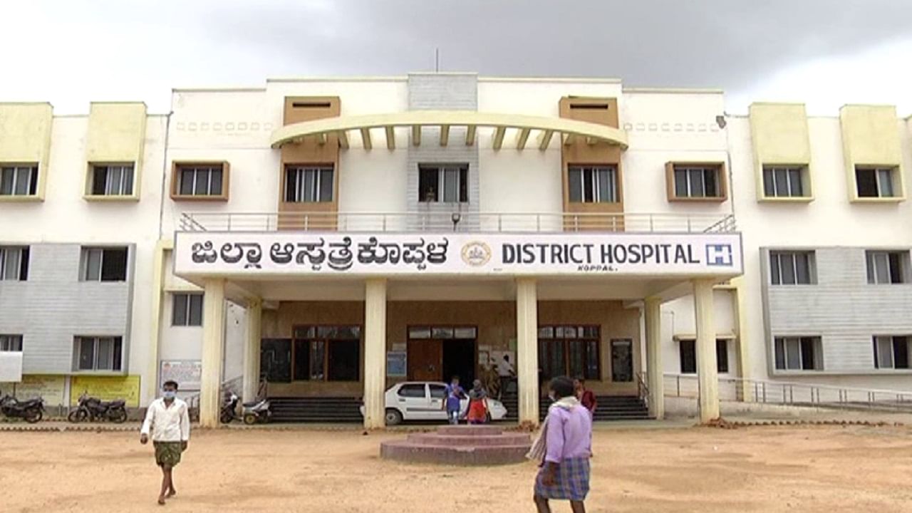 ಆರೋಗ್ಯ ಇಲಾಖೆಯಲ್ಲಿ ಸಮನ್ವಯತೆ ಕೊರತೆ, ಅಧಿಕಾರಿಗೆ 15 ದಿನ ಸುದೀರ್ಘ ರಜೆ ಆರೋಗ್ಯ ಇಲಾಖೆಯಲ್ಲಿ ಸಮನ್ವಯತೆ ಕೊರತೆ, ಅಧಿಕಾರಿಗೆ 15 ದಿನ ಸುದೀರ್ಘ ರಜೆ