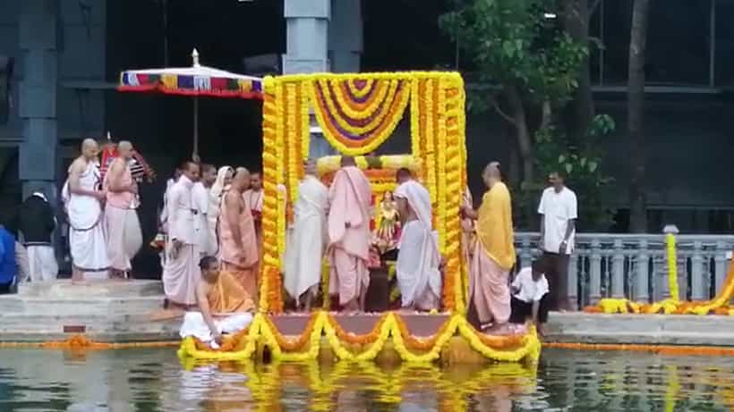 ಇಂದು ನಾಡಿನಾದ್ಯಂತ ಶ್ರೀಕೃಷ್ಣ ಜನ್ಮಾಷ್ಟಮಿ, ಇಸ್ಕಾನ್ ದೇಗುಲದಲ್ಲಿ ವಿಶೇಷ ಪೂಜೆ