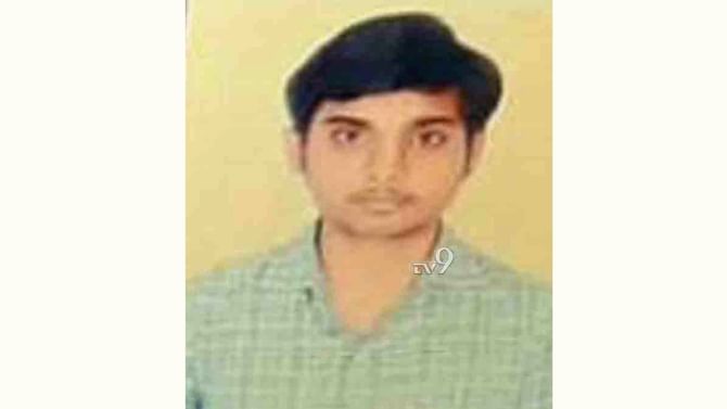 CET result 2020: 3 ಕೋರ್ಸ್ಗಳಲ್ಲಿ 1st Rank, ಬೆಂಗಳೂರಿನ ಸಾಯಿ ವಿವೇಕ್ ವಿಶಿಷ್ಟ ಸಾಧನೆ! CET result 2020: 3 ಕೋರ್ಸ್ಗಳಲ್ಲಿ 1st Rank, ಬೆಂಗಳೂರಿನ ಸಾಯಿ ವಿವೇಕ್ ವಿಶಿಷ್ಟ ಸಾಧನೆ!