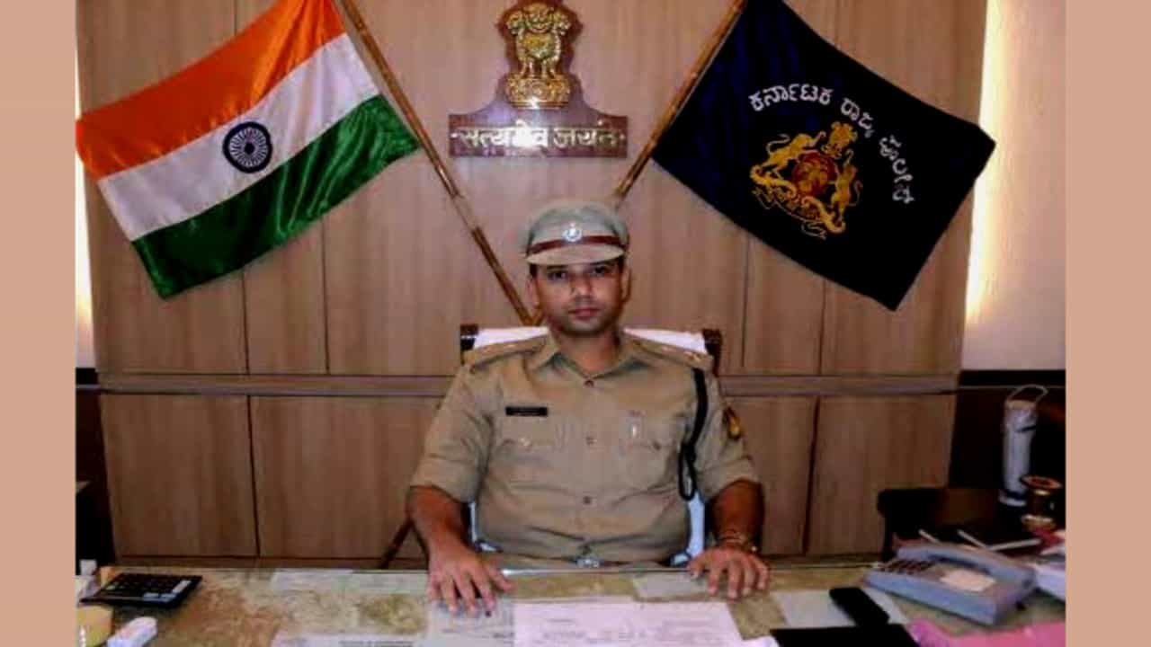 ಸ್ಯಾಂಡಲ್ವುಡ್ನಲ್ಲಿ ಡ್ರಗ್ಸ್ ಜಾಲ: ಪ್ರಮುಖ 3 ಆರೋಪಿಗಳೇ ನಾಪತ್ತೆ! ಜಾತಕ ಇಲ್ಲಿದೆ ಸ್ಯಾಂಡಲ್ವುಡ್ನಲ್ಲಿ ಡ್ರಗ್ಸ್ ಜಾಲ: ಪ್ರಮುಖ 3 ಆರೋಪಿಗಳೇ ನಾಪತ್ತೆ! ಜಾತಕ ಇಲ್ಲಿದೆ