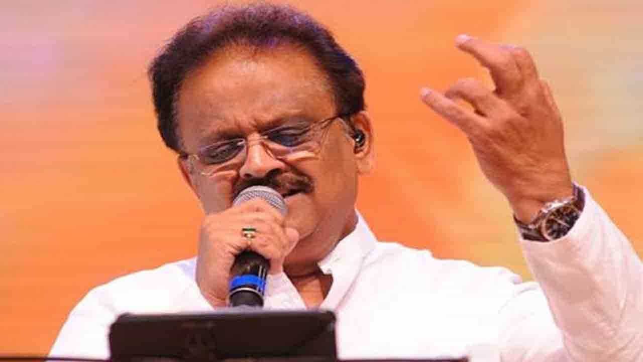 SPB ಆರೋಗ್ಯ ಸ್ಟೇಬಲ್: ವೈದ್ಯರು, ಅಭಿಮಾನಿಗಳಿಗೆ ಧನ್ಯವಾದ ತಿಳಿಸಿದ ಪುತ್ರ ಚರಣ್