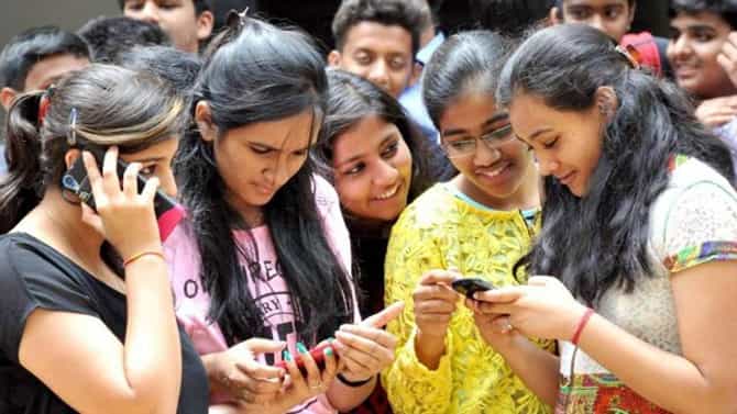 SSLC Top 5 ಜಿಲ್ಲೆಗಳು ಇವೇ! ಚಿಕ್ಕಬಳ್ಳಾಪುರಕ್ಕೆ 1ನೇ ಸ್ಥಾನ, ಉಡುಪಿಗೆ ಯಾವ ಸ್ಥಾನ?