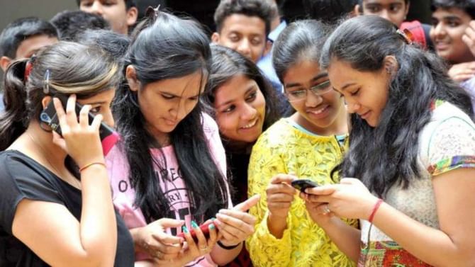 SSLC Top 5 ಜಿಲ್ಲೆಗಳು ಇವೇ! ಚಿಕ್ಕಬಳ್ಳಾಪುರಕ್ಕೆ 1ನೇ ಸ್ಥಾನ, ಉಡುಪಿಗೆ ಯಾವ ಸ್ಥಾನ?