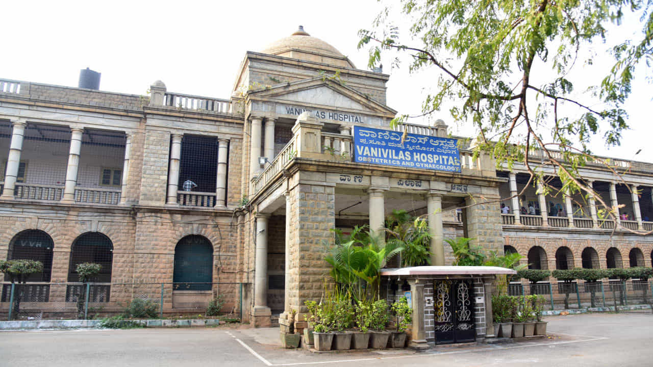 ಕೊರೊನಾ ಸೋಂಕಿತ ಗರ್ಭಿಣಿಯರ ಮಕ್ಕಳ ಪಾಲಿಗೆ ಈ ಆಸ್ಪತ್ರೆ ಆಪತ್ಭಾಂದವ.. ಕೊರೊನಾ ಸೋಂಕಿತ ಗರ್ಭಿಣಿಯರ ಮಕ್ಕಳ ಪಾಲಿಗೆ ಈ ಆಸ್ಪತ್ರೆ ಆಪತ್ಭಾಂದವ..