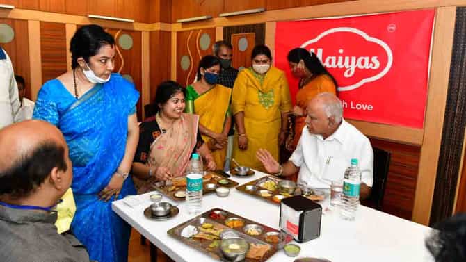 ಪಾರ್ಕ್​ ಉದ್ಘಾಟನೆ ಬಳಿಕ ಊಟದ ಸಮಯ! Full Meals ಸವಿದ ಸಿಎಂ BSY..