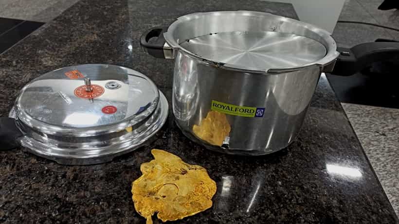 ದೇವರನಾಡು ಕೇರಳಕ್ಕೂ ಚಿನ್ನಕ್ಕೂ ವಿಶೇಷ ನಂಟು! ಆದ್ರೆ ಅದು ಕುಕ್ಕರ್ನಲ್ಲೂ ಉಂಟು!!!