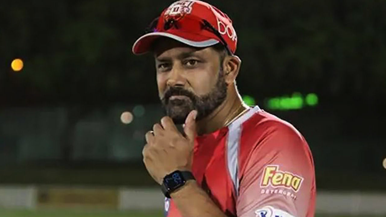 ಐಪಿಎಲ್ 2020: ಐಪಿಎಲ್ನ ಏಕೈಕ ಭಾರತೀಯ ಕೋಚ್ ಕುಂಬ್ಳೆ ಮೇಲೆ ಭಾರೀ ನಿರೀಕ್ಷೆ ಐಪಿಎಲ್ 2020: ಐಪಿಎಲ್ನ ಏಕೈಕ ಭಾರತೀಯ ಕೋಚ್ ಕುಂಬ್ಳೆ ಮೇಲೆ ಭಾರೀ ನಿರೀಕ್ಷೆ