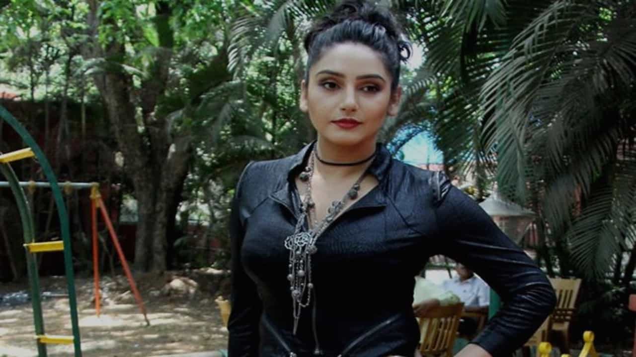 ನಟಿ ರಾಗಿಣಿ ಇನ್ನೂ 5 ದಿನ ಸಿಸಿಬಿ ವಶಕ್ಕೆ: ಮ್ಯಾಜಿಸ್ಟ್ರೇಟ್ ಕೋರ್ಟ್ ಆದೇಶ ನಟಿ ರಾಗಿಣಿ ಇನ್ನೂ 5 ದಿನ ಸಿಸಿಬಿ ವಶಕ್ಕೆ: ಮ್ಯಾಜಿಸ್ಟ್ರೇಟ್ ಕೋರ್ಟ್ ಆದೇಶ