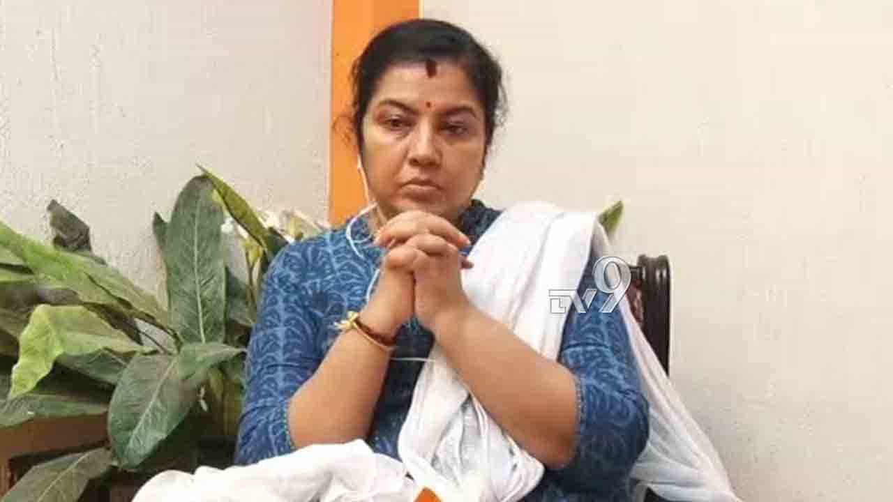 ‘ಸ್ಯಾಂಡಲ್ವುಡ್ಗೆ ದುರ್ನಾತ ಬಡಿಯದಿರಲಿ ಅಂತಾ ದೇವರಿಗೆ ನಮಸ್ಕಾರ ಮಾಡಿದೆ’ ‘ಸ್ಯಾಂಡಲ್ವುಡ್ಗೆ ದುರ್ನಾತ ಬಡಿಯದಿರಲಿ ಅಂತಾ ದೇವರಿಗೆ ನಮಸ್ಕಾರ ಮಾಡಿದೆ’