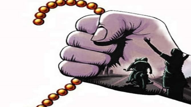 ಶೋಕಿಗಾಗಿ ಕಳ್ಳತನ ಮಾಡ್ತಿದ್ದ ನಾಲ್ವರು ಅರೆಸ್ಟ್ ಶೋಕಿಗಾಗಿ ಕಳ್ಳತನ ಮಾಡ್ತಿದ್ದ ನಾಲ್ವರು ಅರೆಸ್ಟ್