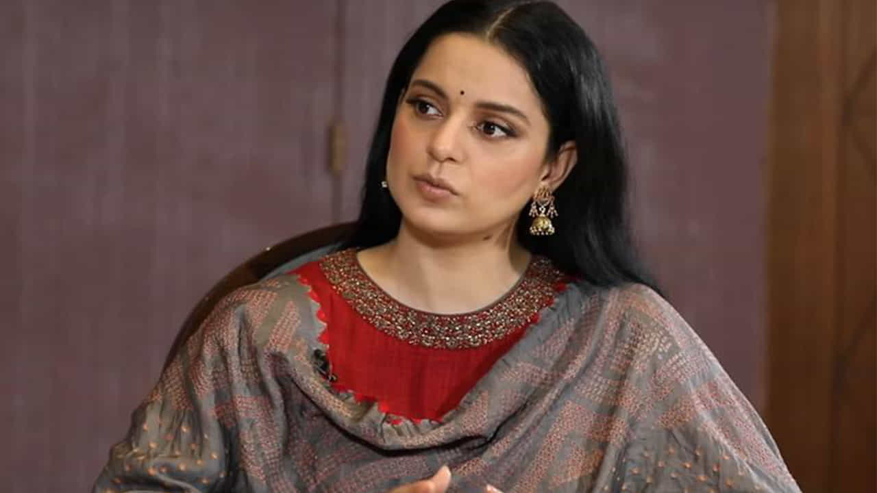 ಮಹಾರಾಷ್ಟ್ರವನ್ನು ‘ತಾಲಿಬಾನ್’ಗೆ ಹೋಲಿಸಿದ ಕ್ವೀನಾ ಕಂಗನಾ ಮಹಾರಾಷ್ಟ್ರವನ್ನು ‘ತಾಲಿಬಾನ್’ಗೆ ಹೋಲಿಸಿದ ಕ್ವೀನಾ ಕಂಗನಾ