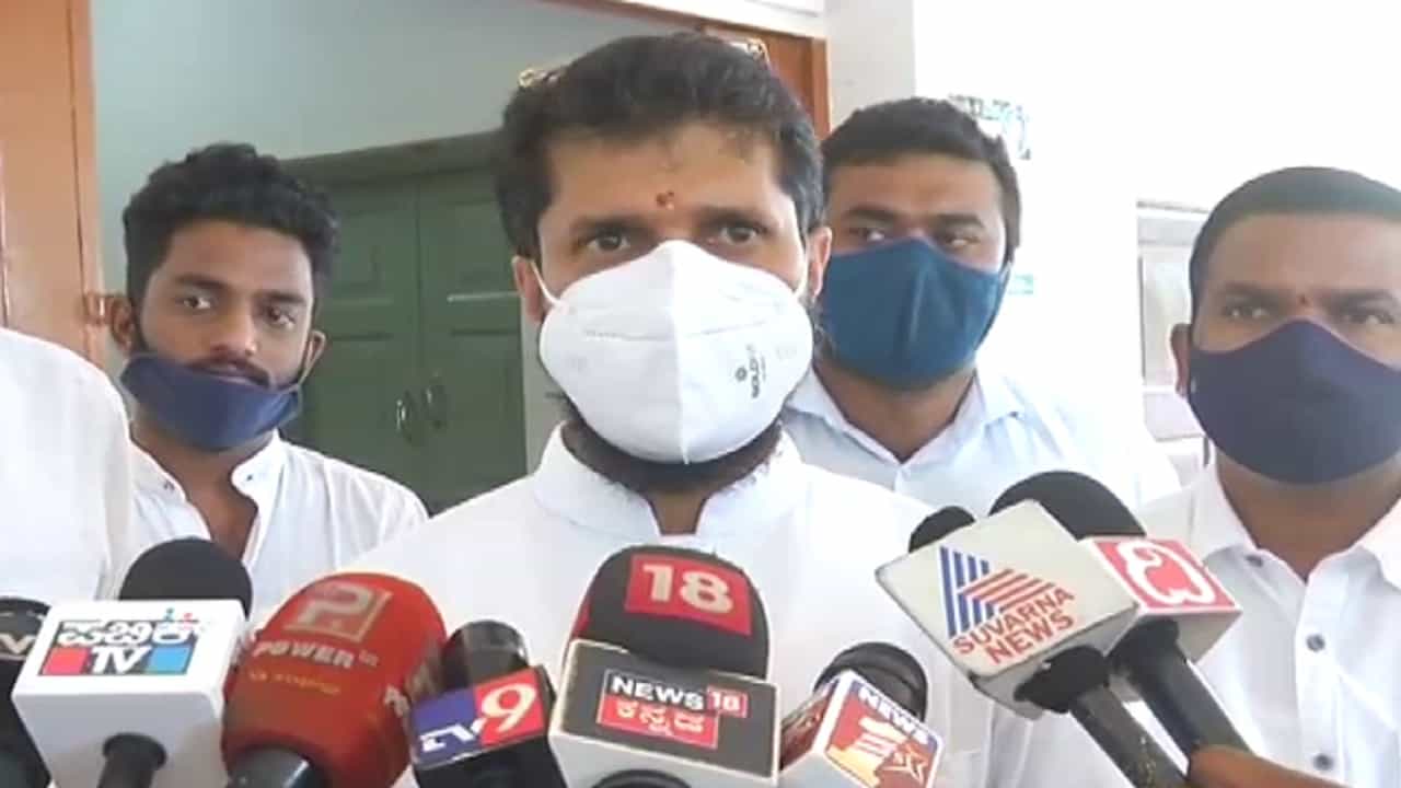 ‘ಹತ್ರಾಸ್‌ ಪೈಶಾಚಿಕ ಘಟನೆ: ಕಾಂಗ್ರೆಸ್​ನದ್ದು ದನ ಸತ್ತರೆ.. ರಣಹದ್ದು ‌ಕಾಯುವ ಮನಃಸ್ಥಿತಿ’