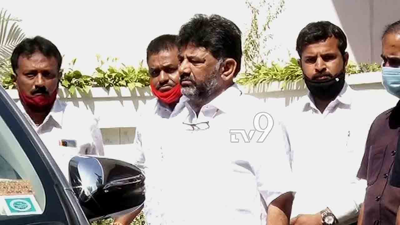 ಸಿಬಿಐ ತನಿಖೆಯ ಅಗತ್ಯವೇನಿತ್ತು: ಕೆಪಿಸಿಸಿ ಅಧ್ಯಕ್ಷ ಡಿ.ಕೆ. ಶಿವಕುಮಾರ್ ಪ್ರಶ್ನೆ ಸಿಬಿಐ ತನಿಖೆಯ ಅಗತ್ಯವೇನಿತ್ತು: ಕೆಪಿಸಿಸಿ ಅಧ್ಯಕ್ಷ ಡಿ.ಕೆ. ಶಿವಕುಮಾರ್ ಪ್ರಶ್ನೆ