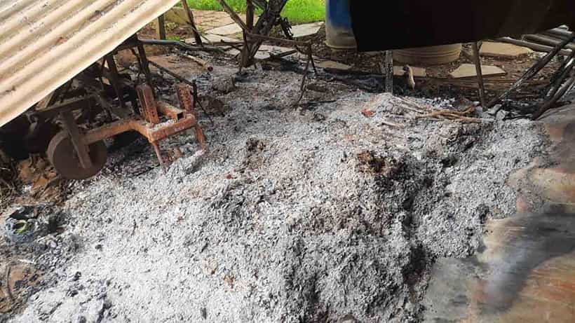 ದುಷ್ಕರ್ಮಿಗಳಿಂದ ದನದ ಕೊಟ್ಟಿಗೆಗೆ ಬೆಂಕಿ: 3 ಹಸುಗಳು ಸಜೀವ ದಹನ