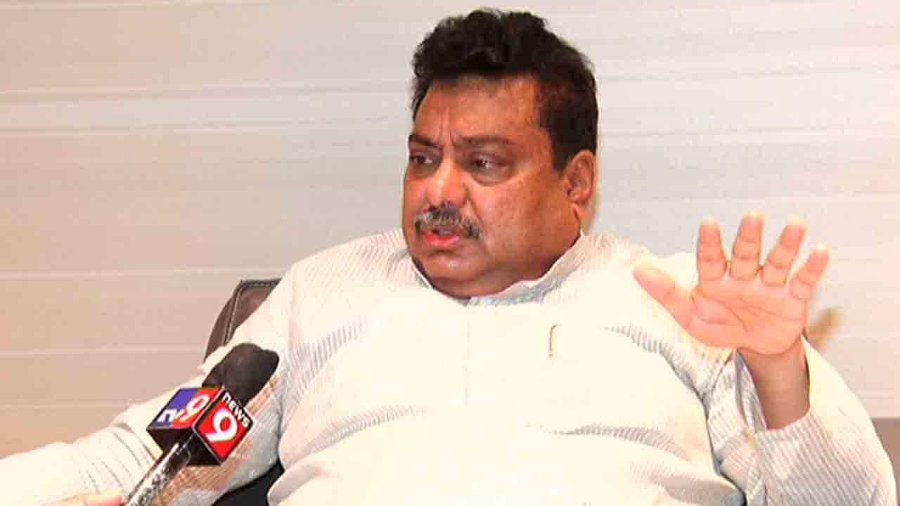 ‘ಸಿದ್ದರಾಮಯ್ಯ ಇಲ್ಲದೆ ಕಾಂಗ್ರೆಸ್ ಕಷ್ಟ ಪಡಬೇಕಾಗುತ್ತೆ.. ಇದು ರಿಯಾಲಿಟಿ’ ‘ಸಿದ್ದರಾಮಯ್ಯ ಇಲ್ಲದೆ ಕಾಂಗ್ರೆಸ್ ಕಷ್ಟ ಪಡಬೇಕಾಗುತ್ತೆ.. ಇದು ರಿಯಾಲಿಟಿ’