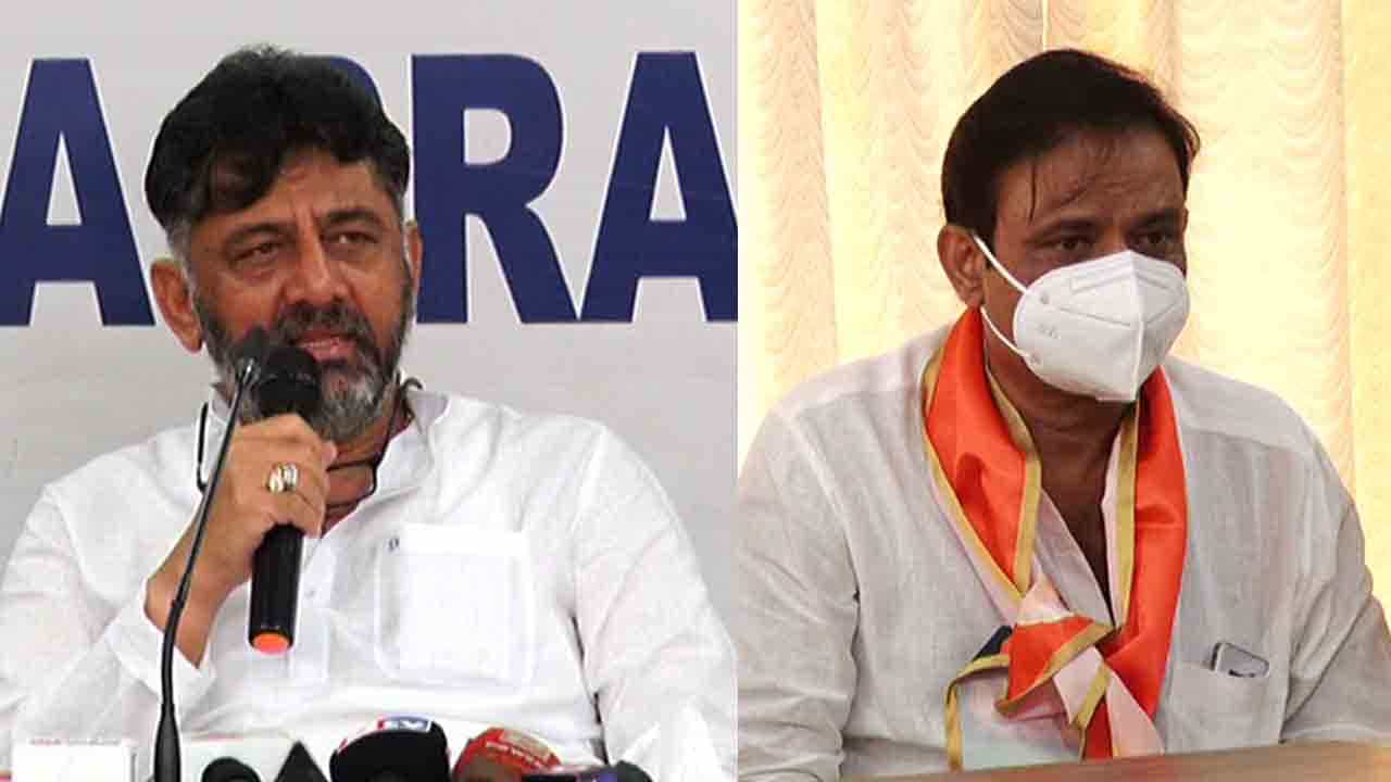 ಕೈ ಶಾಸಕರಿಗೆ ಸಿದ್ದರಾಮಯ್ಯರೇ ಬೇಕು ಅನ್ನೋ ‘ಮುನಿ’ ಏಟಿಗೆ ಡಿಕೆಶಿ ತಿರುಗೇಟು! ಕೈ ಶಾಸಕರಿಗೆ ಸಿದ್ದರಾಮಯ್ಯರೇ ಬೇಕು ಅನ್ನೋ ‘ಮುನಿ’ ಏಟಿಗೆ ಡಿಕೆಶಿ ತಿರುಗೇಟು!