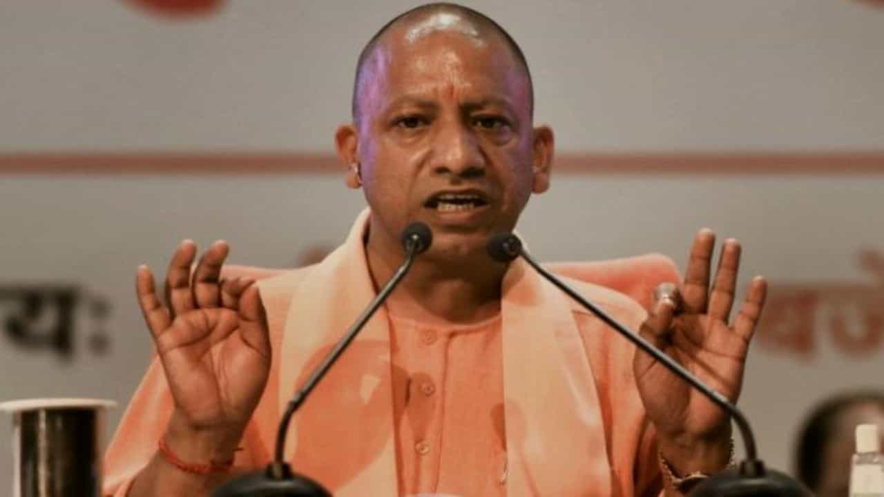 ಉತ್ತರ ಪ್ರದೇಶದಲ್ಲಿ ಲವ್ ಜಿಹಾದ್ಗೆ ಬಿತ್ತು ಕಡಿವಾಣ.. ಮತಾಂತರ ನಿಷೇಧ ಸುಗ್ರೀವಾಜ್ಞೆಗೆ ಯೋಗಿ ಸಂಪುಟ ಅಸ್ತು ಉತ್ತರ ಪ್ರದೇಶದಲ್ಲಿ ಲವ್ ಜಿಹಾದ್ಗೆ ಬಿತ್ತು ಕಡಿವಾಣ.. ಮತಾಂತರ ನಿಷೇಧ ಸುಗ್ರೀವಾಜ್ಞೆಗೆ ಯೋಗಿ ಸಂಪುಟ ಅಸ್ತು