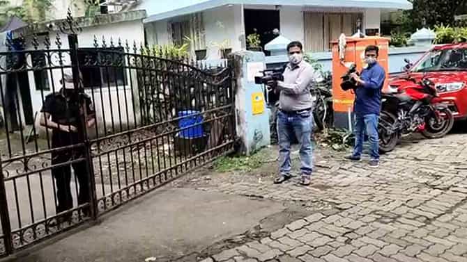 ಆದಿತ್ಯ ಆಳ್ವಾ ಬಗ್ಗೆ ನಾವೇನೂ ಹೇಳುವುದಿಲ್ಲ: ವಿವೇಕ್ ಒಬೆರಾಯ್, ಪ್ರಿಯಾಂಕಾ ಅಡ್ಡಗಾಲು