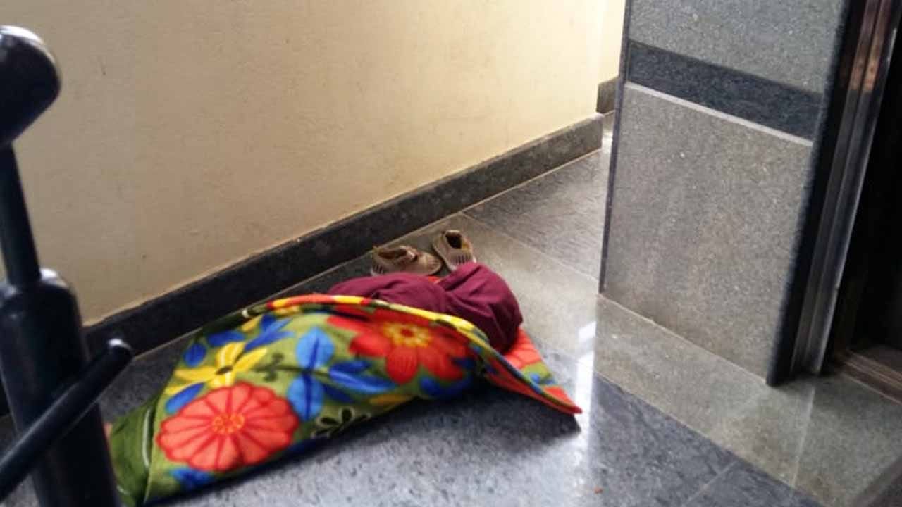 ವರದಕ್ಷಿಣೆ ಕಿರುಕುಳ: ತಾಯಿಯ ಜೊತೆ 2 ವರ್ಷದ ಮಗುವನ್ನೂ ಹೊರದಬ್ಬಿದ ಕಿರಾತಕರು.. ವರದಕ್ಷಿಣೆ ಕಿರುಕುಳ: ತಾಯಿಯ ಜೊತೆ 2 ವರ್ಷದ ಮಗುವನ್ನೂ ಹೊರದಬ್ಬಿದ ಕಿರಾತಕರು..