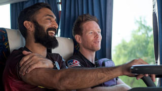 ಹಳಿ ದುರಸ್ಥಿಗೊಳಿಸುತ್ತಿದ್ದ ರೈಲ್ವೆ ಇಂಜಿನ್​ಗೆ ಸಿಲುಕಿ ಯುವಕ ಸಾವು