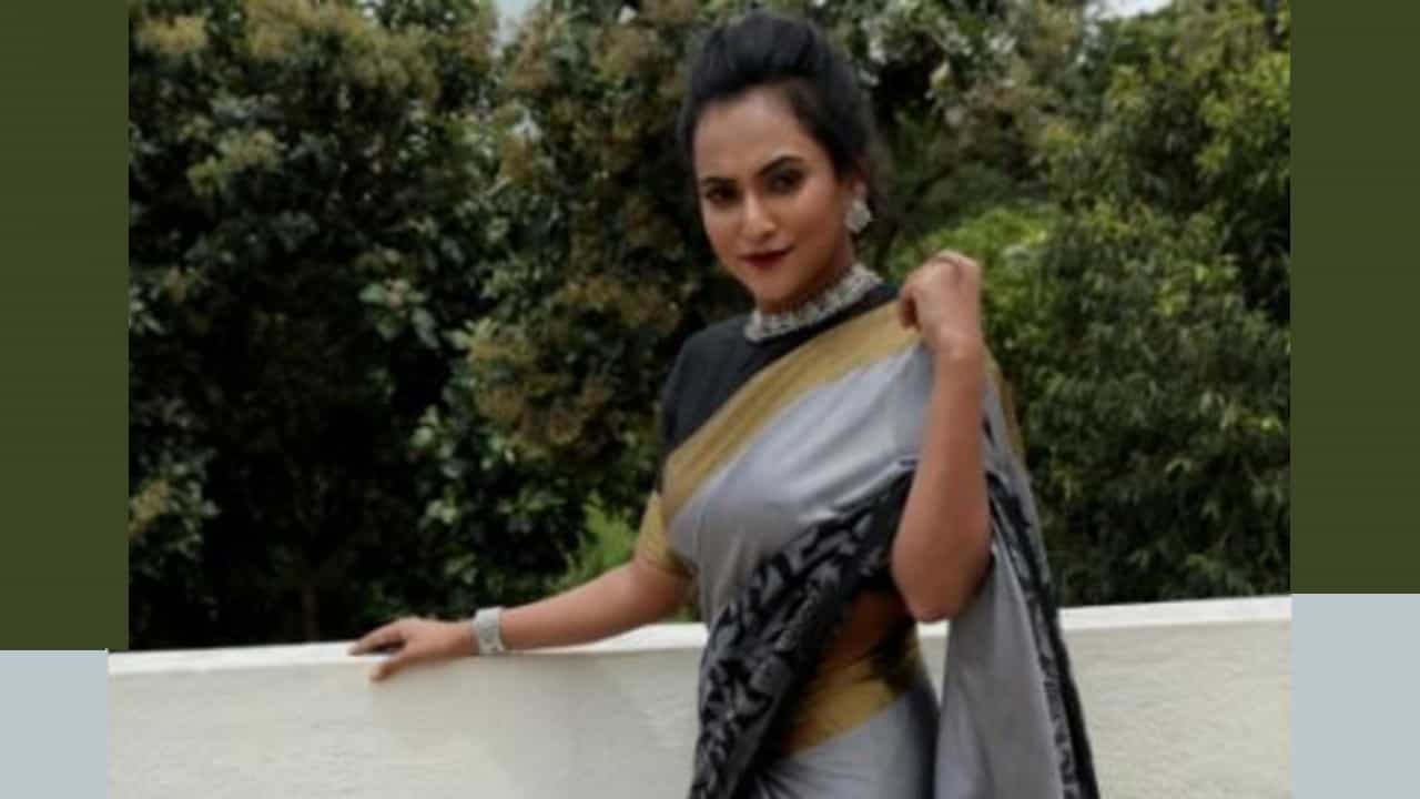 ಫ್ಯಾಂಟಸಿ ಪ್ರಪಂಚದೊಳಗೊಂದು ವಿಸ್ಮಯ ಕಥೆ ಫ್ಯಾಂಟಸಿ ಪ್ರಪಂಚದೊಳಗೊಂದು ವಿಸ್ಮಯ ಕಥೆ