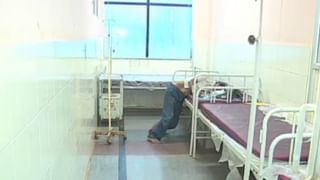 ಅಕ್ರಮವಾಗಿ ಮಣ್ಣುಮುಕ್ಕ ಹಾವು ಸಾಗಿಸುತ್ತಿದ್ದ ಐವರ ಸೆರೆ