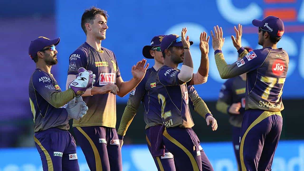 IPL 2020: SRH vs KKR ಸೂಪರ್ ಓವರ್ನಲ್ಲಿ ಗೆದ್ದ ಕೊಲ್ಕತ್ತಾ, ಗೆಲುವಿನಂಚಿನಲ್ಲಿ ಎಡವಿದ ಹೈದ್ರಾಬಾದ್ IPL 2020: SRH vs KKR ಸೂಪರ್ ಓವರ್ನಲ್ಲಿ ಗೆದ್ದ ಕೊಲ್ಕತ್ತಾ, ಗೆಲುವಿನಂಚಿನಲ್ಲಿ ಎಡವಿದ ಹೈದ್ರಾಬಾದ್