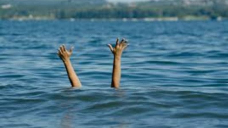 ಭಾವಮೈದುನನನ್ನ ರಕ್ಷಿಸಲು ಹೋದ ಭಾವನೂ ನೀರಿನಲ್ಲಿ ಮುಳುಗಿ ಸಾವು ಭಾವಮೈದುನನನ್ನ ರಕ್ಷಿಸಲು ಹೋದ ಭಾವನೂ ನೀರಿನಲ್ಲಿ ಮುಳುಗಿ ಸಾವು