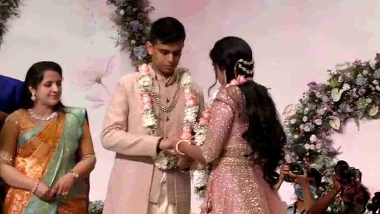 Photo Album ಡಿಕೆಶಿ ಪುತ್ರಿ ಐಶ್ವರ್ಯಾ, ಅಮರ್ತ್ಯ ನಿಶ್ಚಿತಾರ್ಥದ ಒಂದು ಝಲಕ್!