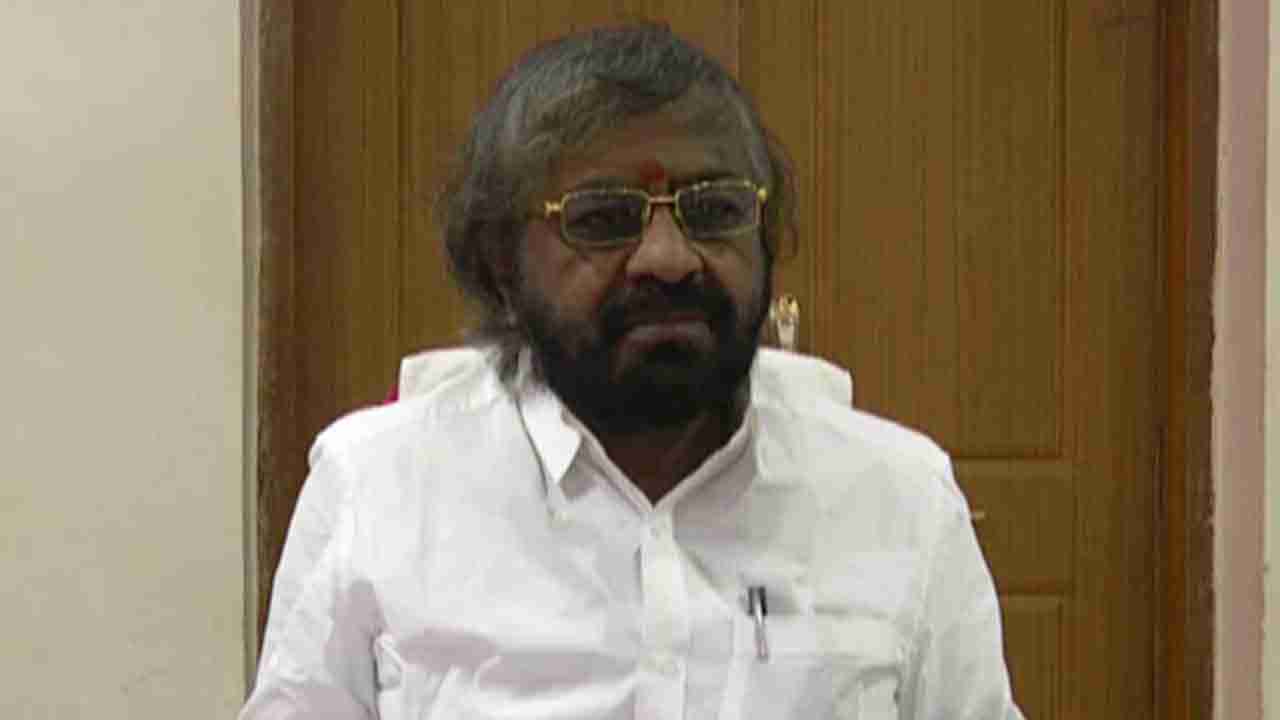 ಖಂಡ್ರೆಗೆ 5 ಲಕ್ಷ ಫೈನ್! ‘ನನ್ನ PAಗೆ ಮರೆವಿನ ರೋಗ, ಹಾಗಾಗಿ ವಿಚಾರಣೆಗೆ ಗೈರಾದೆ’