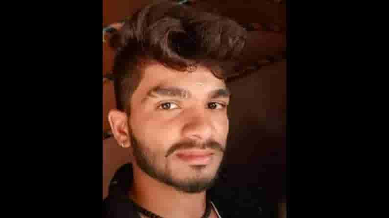 ಹೋರಿ ಹಿಡಿಯಲು ಹೋದ ಯುವಕ ತಿವಿತಕ್ಕೆ ಬಲಿ