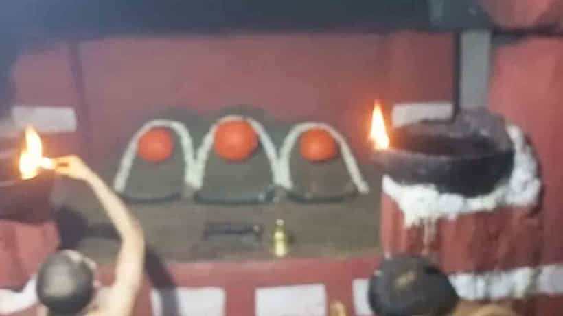 ನಿಲುವು ಸಡಿಲಿಸಿದ ಜಿಲ್ಲಾಡಳಿತ: ಇಂದು ಬಂದ ಭಕ್ತರಿಗೆ ಹಾಸನಾಂಬೆಯ ದರ್ಶನಕ್ಕೆ ಅವಕಾಶ