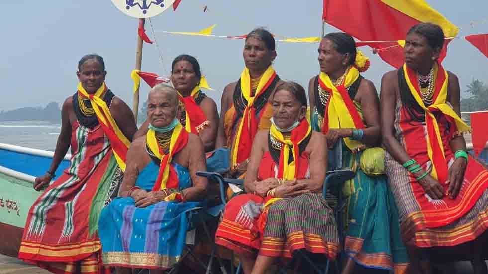 ಹಾಲಕ್ಕಿ ಮಹಿಳೆಯರು